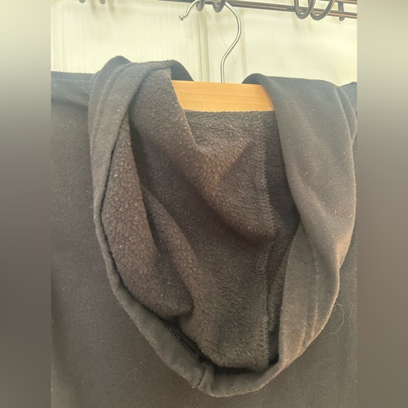 Old Navy Pokemon Sweatshirt in Black Size Youth Boys Large - Picture 4 of 8